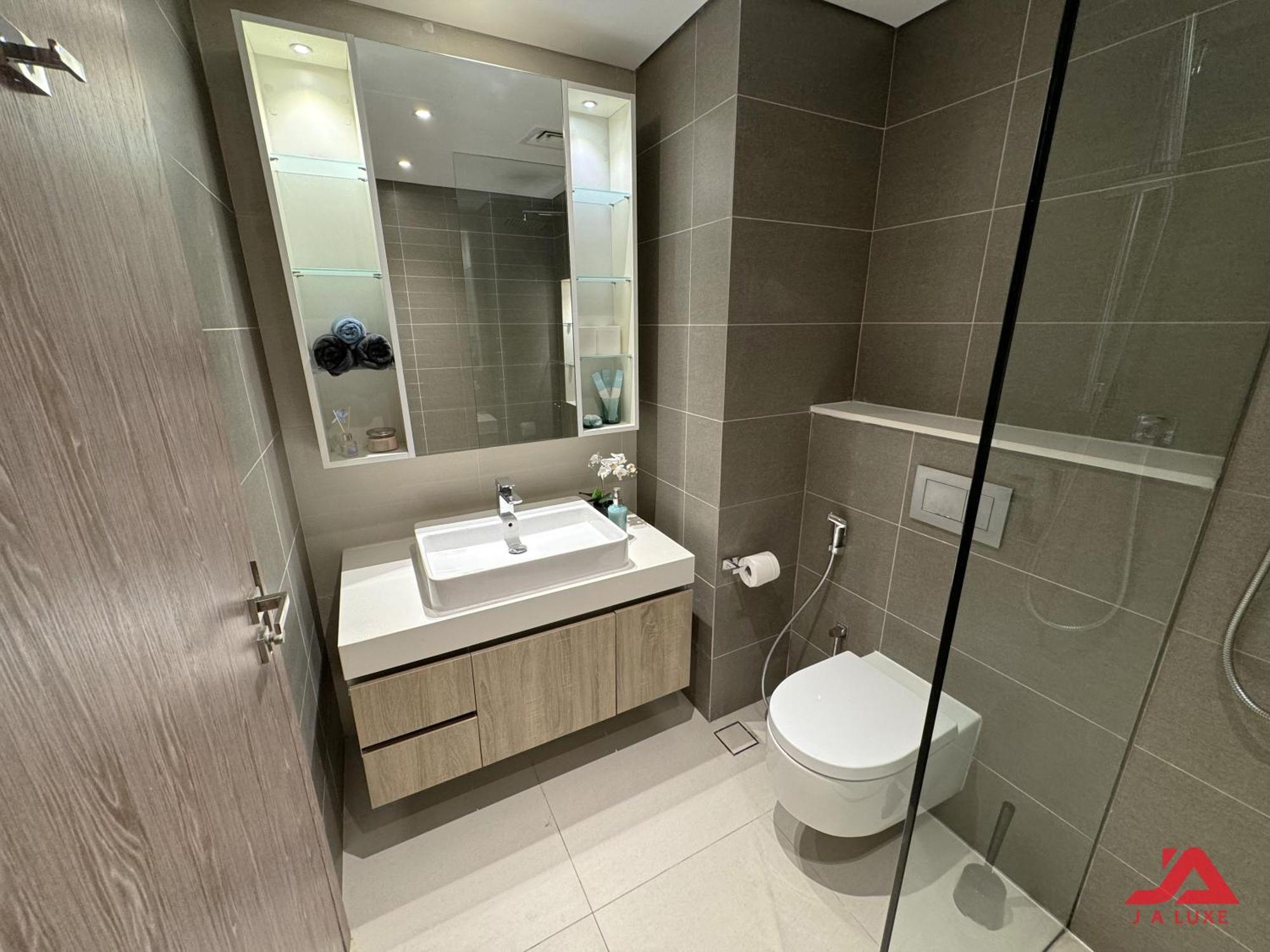 Cozy Sea View Apt In Liv Residence Tower, Dubai Marina Cozy Marina & Sea View Apt In Bay Central Tower With Modern Gym & Pool, Steps To Jbr Beach & Metro Eksteriør bilde
