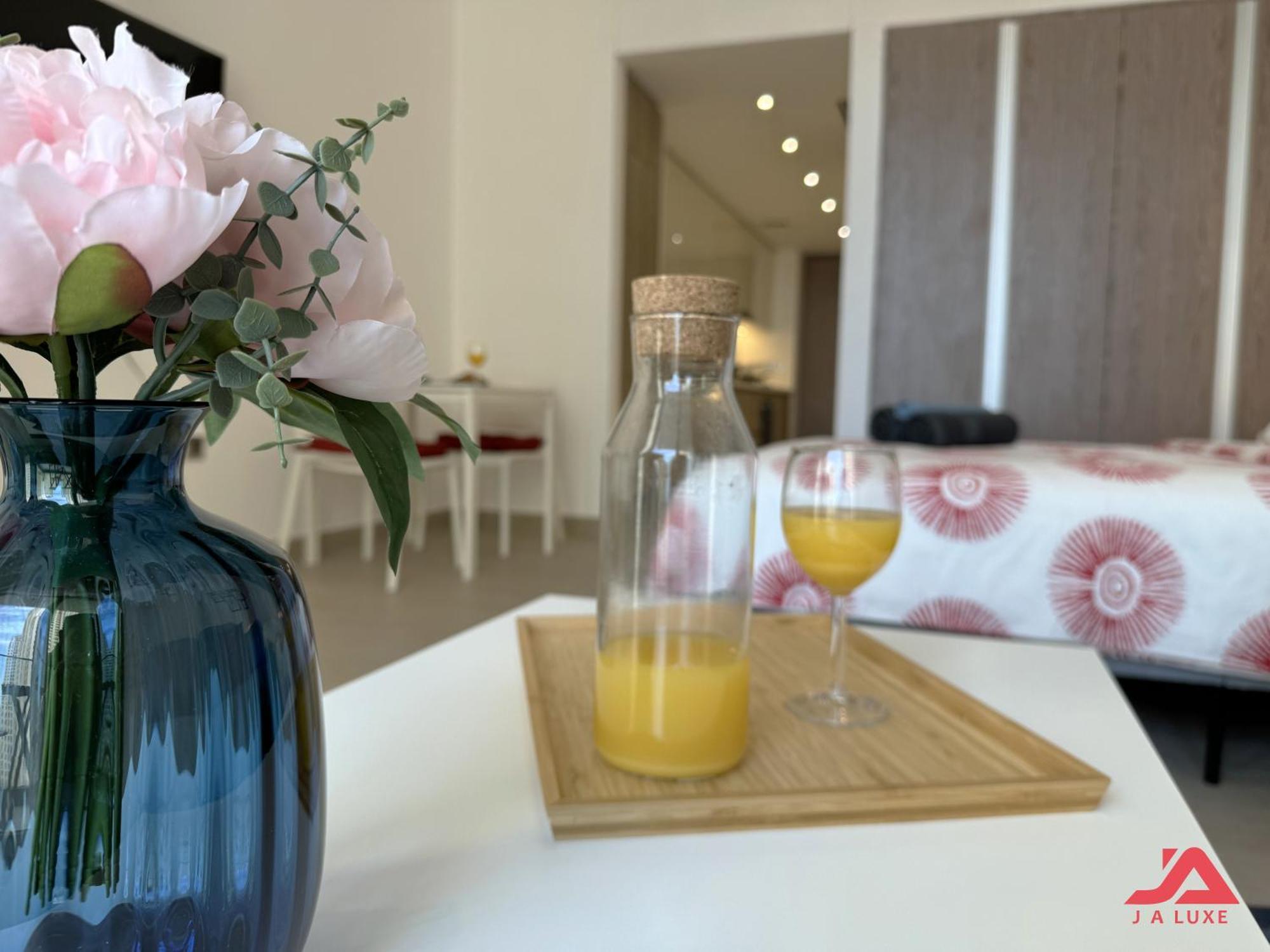 Cozy Sea View Apt In Liv Residence Tower, Dubai Marina Cozy Marina & Sea View Apt In Bay Central Tower With Modern Gym & Pool, Steps To Jbr Beach & Metro Eksteriør bilde